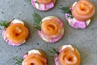 Smoked Salmon Canapés: Classic Recipes and Party Serving Ideas