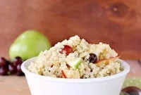 Apple Vinaigrette Quinoa with Almonds and Fresh Fruit