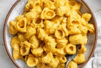 Creamy Butternut Squash Macaroni and Cheese Recipe