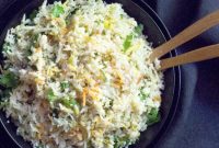 Cilantro Lime Cauliflower Rice with Coconut Milk