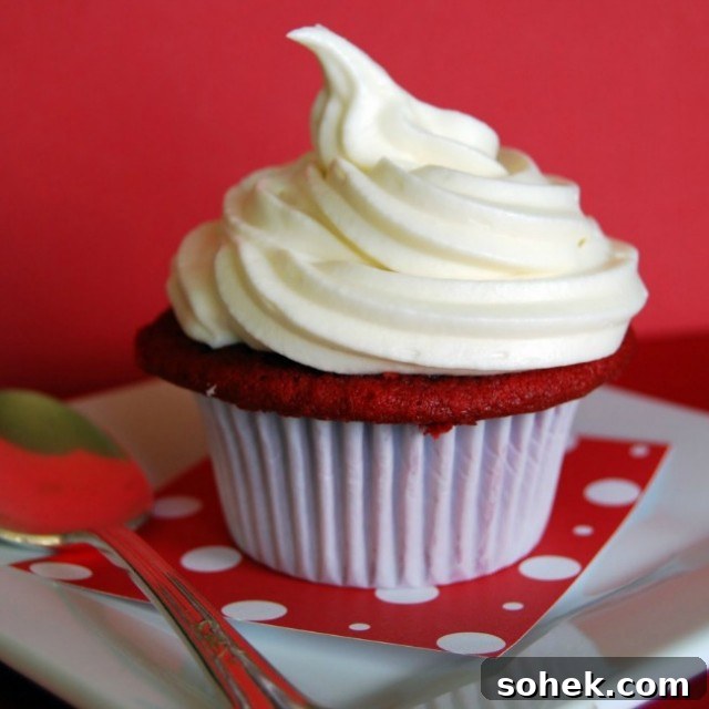 Red Velvet Cupcakes Recipe with Cream Cheese Frosting Tips 2 red velvet cupcakes with cream cheese frosting