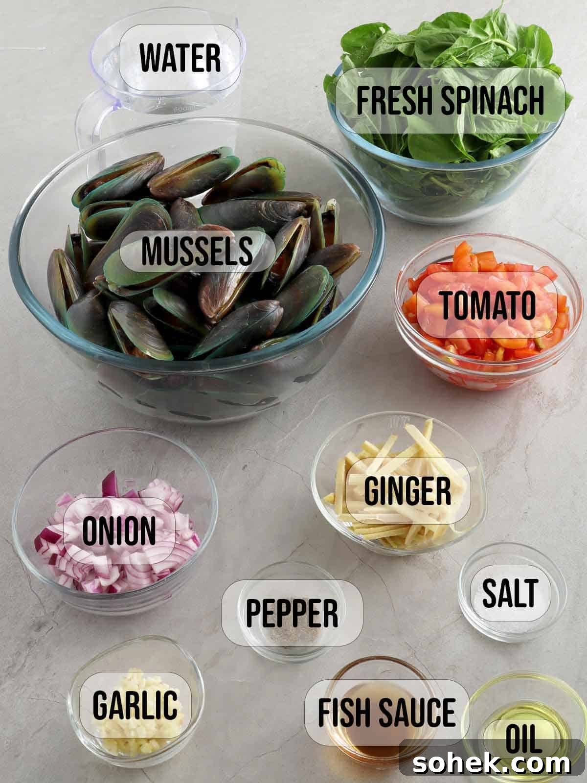 Mussel Soup (Sinabawang Tahong): Filipino Seafood Broth Recipe 3 mussels, water, ginger, onions, garlic, tomatoes, spinach, oil, salt, and pepper in bowls.