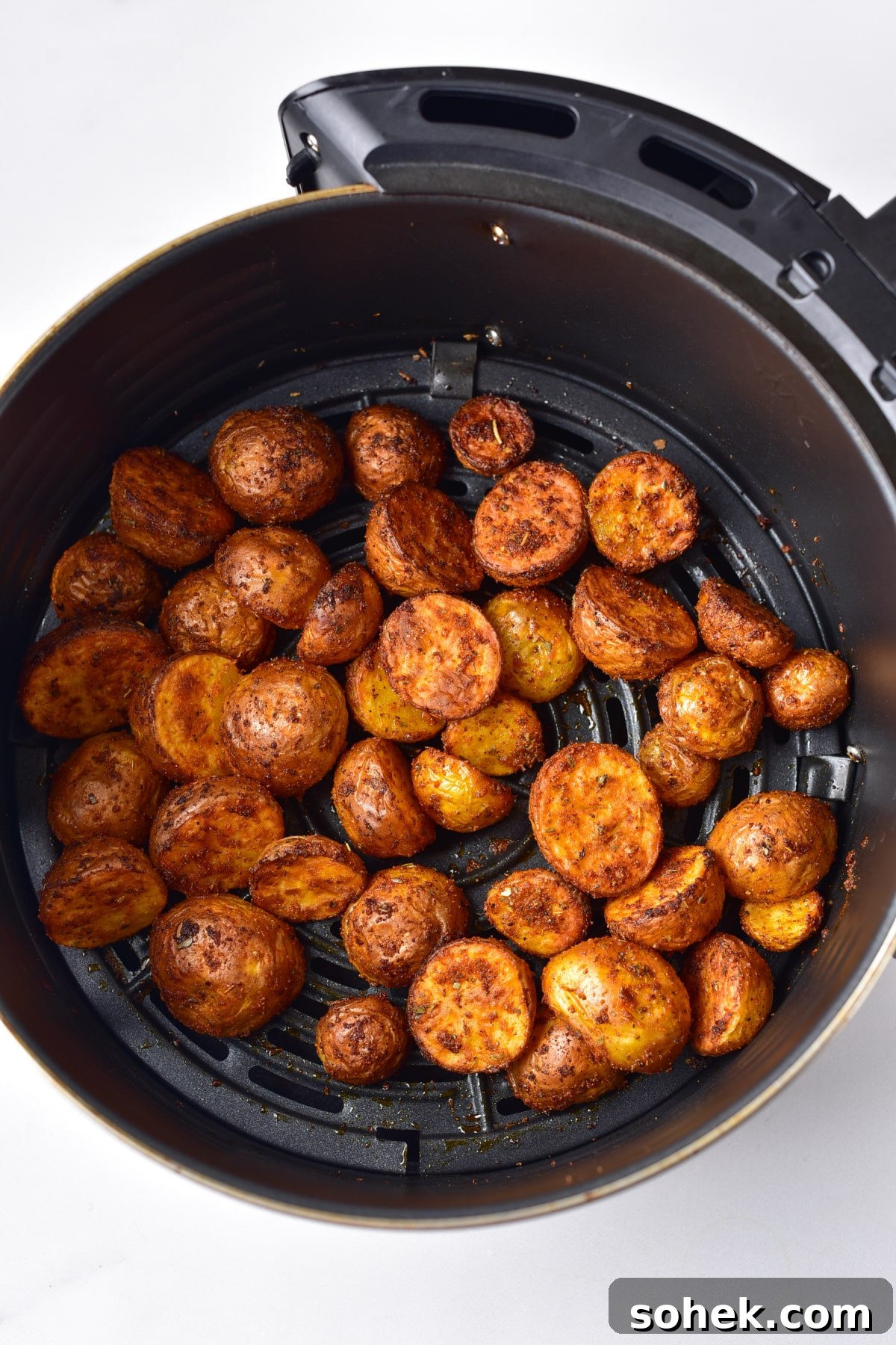 small potatoes in air fryer basket 