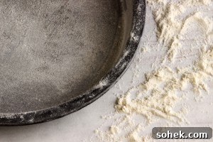 Preparing Cake Pans: Lining, Greasing, and Tips for Perfect Cakes 4 Cake-tins-2