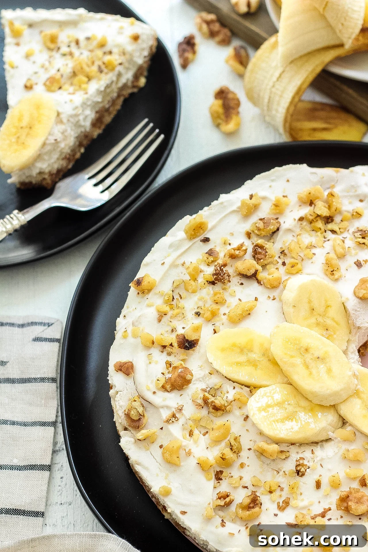 Paleo Banana Cream Pie: No-Bake Vegan Dessert Recipe 3 Paleo banana cream pie