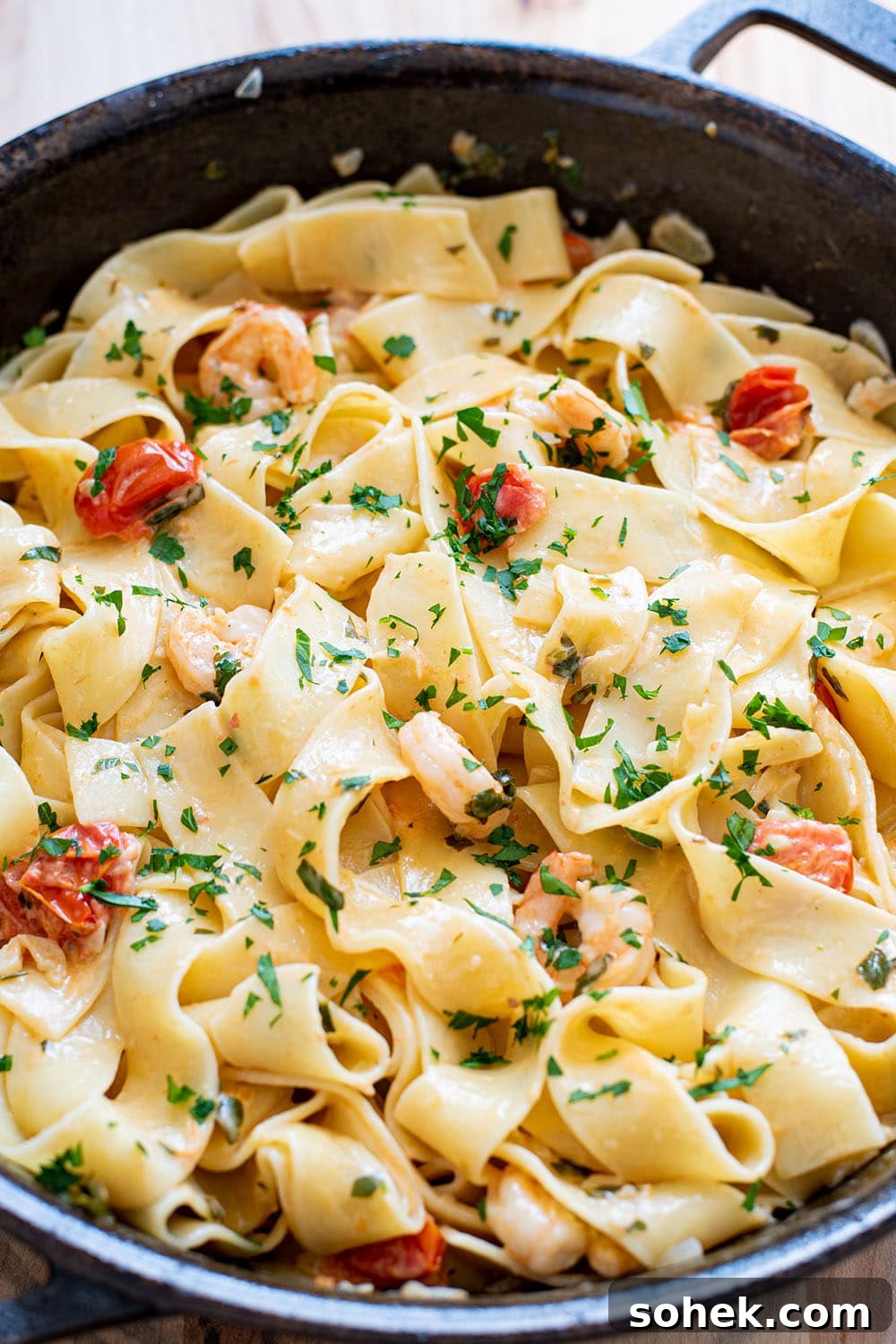 Creamy Pappardelle Pasta with Garlic Parmesan Sauce 3 Creamy Pappardelle Pasta Recipe