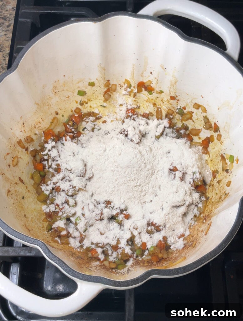 Creamy Chicken and Noodles Recipe: Comforting One-Pot Meal 13 img 6764 12