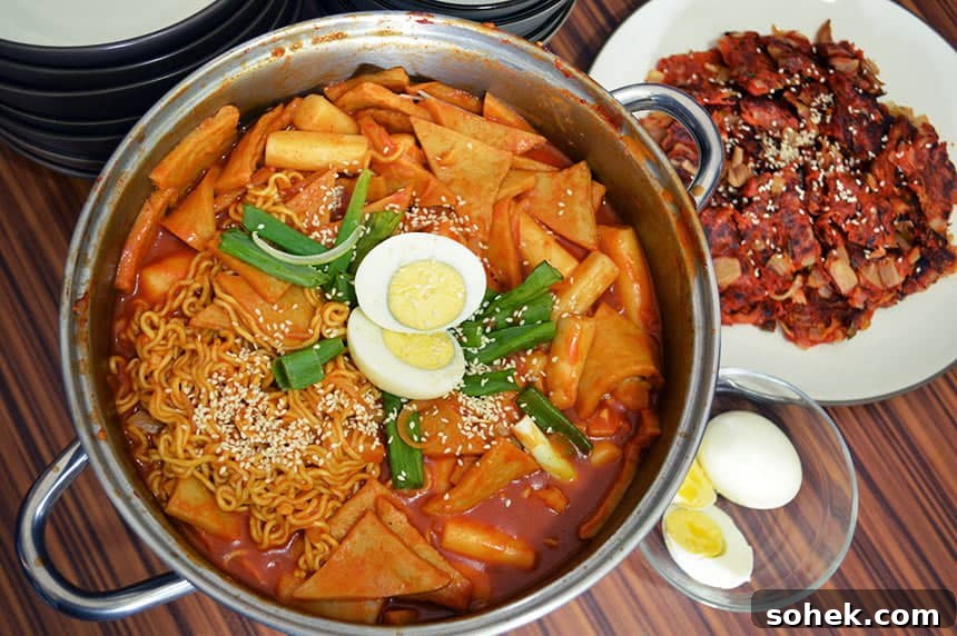 How to Make Rabokki: Spicy Korean Rice Cake and Ramen Recipe 5 rabokki recipe