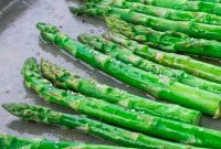 Oven-Roasted Asparagus with Garlic and Lemon