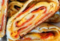 Homemade Cheesy Pizza Roll Ups